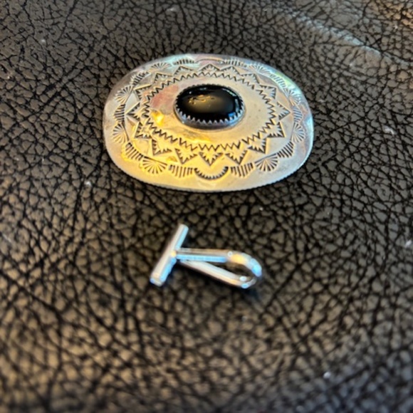 Navajo Vintage brooch/Pendant-  SS & Onyx, new adapter to wear as pendant-SIGNED - Picture 2 of 4